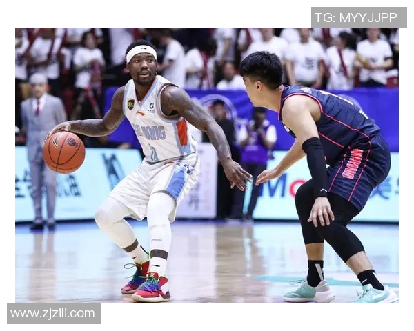 2018年新疆与广东季后赛对决回顾及精彩瞬间分析